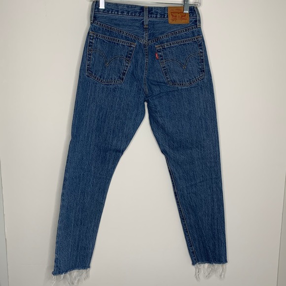 Levis Straight Leg Jeans Womens Size 25 Cw-4717 3629 - Picture 2 of 14